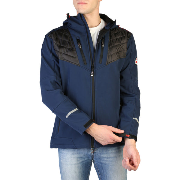 Geographical Norway - Tarknight_man